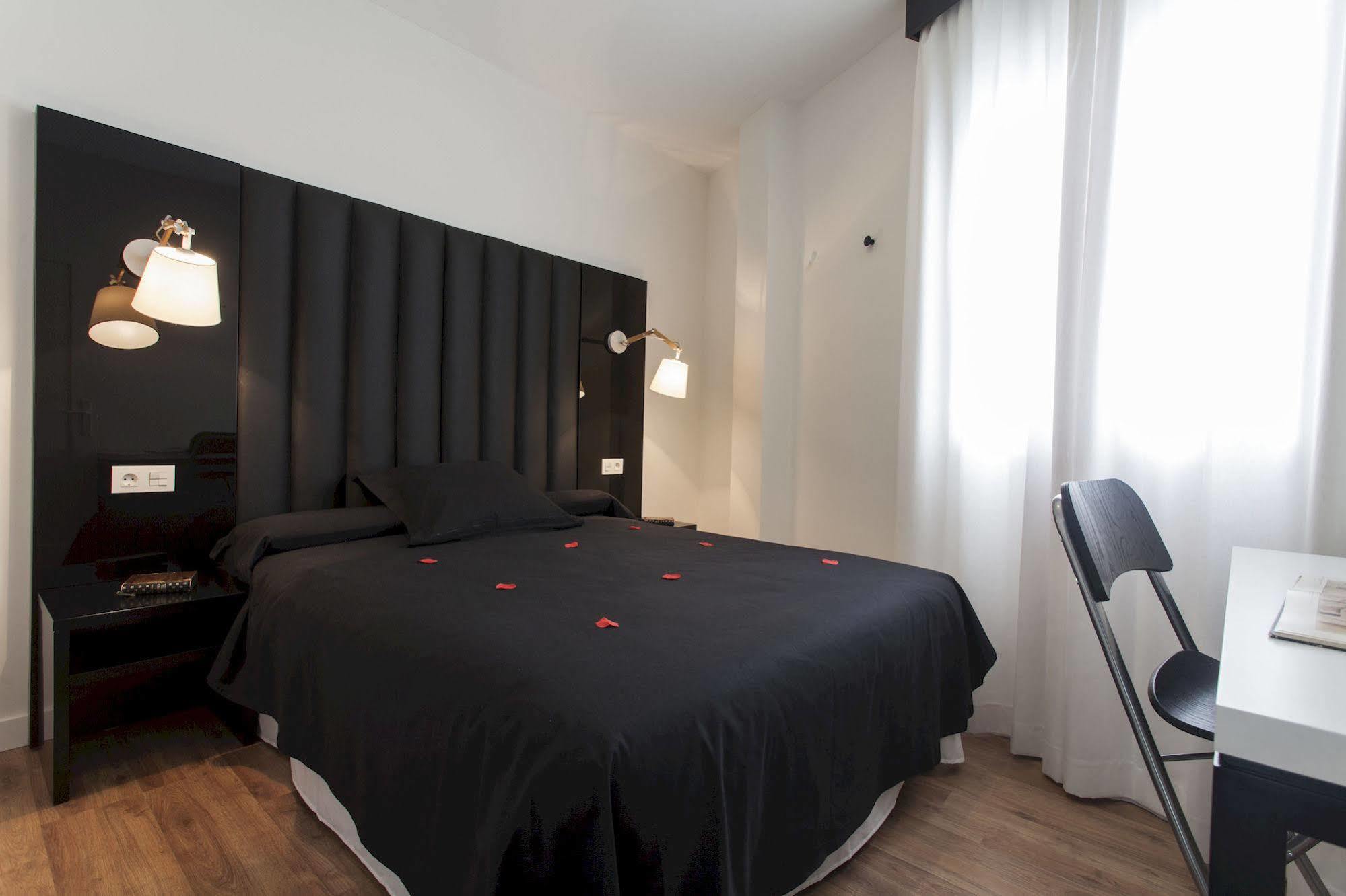 Picasso Suites Málaga Eksteriør billede